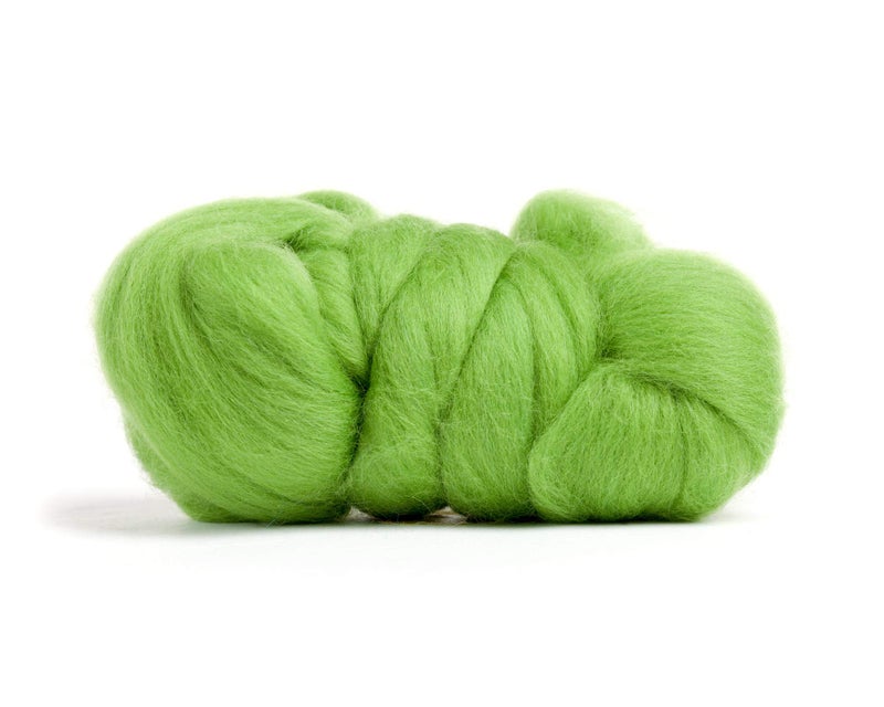 Desert Breeze Distributing 100% Natural Merino Wool Roving - Premium Combed Top Merino Roving Wool - Tapestry, Spinning, Wet Felting & Needle Felting Supplies - 21.5 Micron - 1 oz, Color Kiwi Green - Image 2